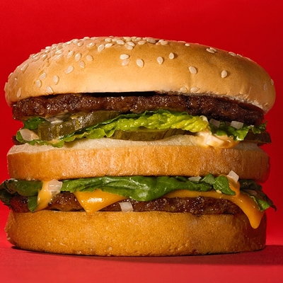 AOS 50 ANOS, BIG MAC SEGUE INSUPERÁVEL