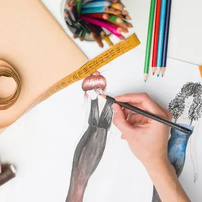 MODA INCLUSIVA: ESTUDANTES CRIAM PEÇAS PARA PESSOAS COM MOBILIDADE REDUZIDA