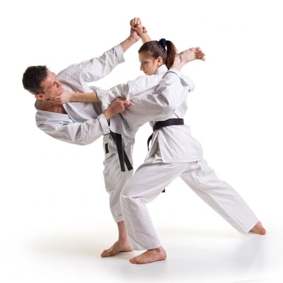 SHOPPING DA BAHIA RECEBE CAMPEONATO ESTADUAL DE KARATÊ