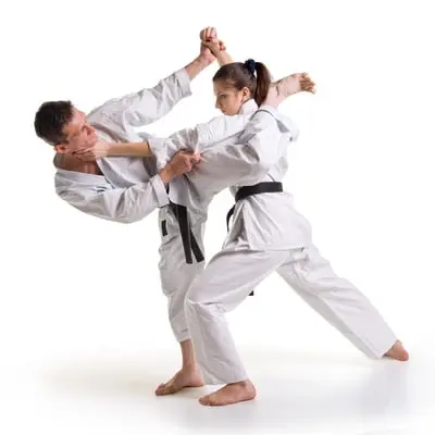 SHOPPING DA BAHIA RECEBE CAMPEONATO ESTADUAL DE KARATÊ