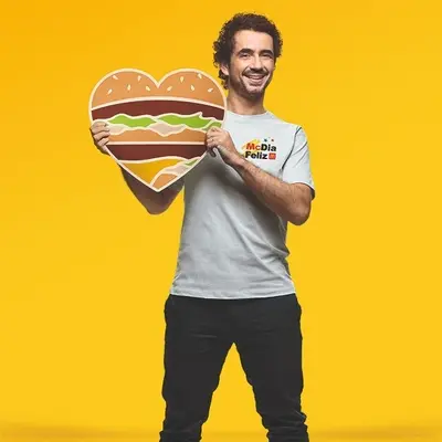 FELIPE ANDREOLI É O EMBAIXADOR DO MCDIA FELIZ 2019