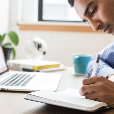 COM FOCO NO PRIMEIRO EMPREGO, PROJETO EDUCACIONAL MOBILIZA ESTUDANTES EM MUSSURUNGA