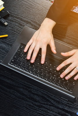 Especialista tira dúvidas sobre cursos semipresenciais 