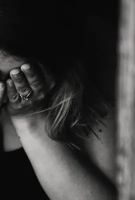 Setembro Amarelo: Como reconhecer e auxiliar pessoas com pensamentos suicidas 